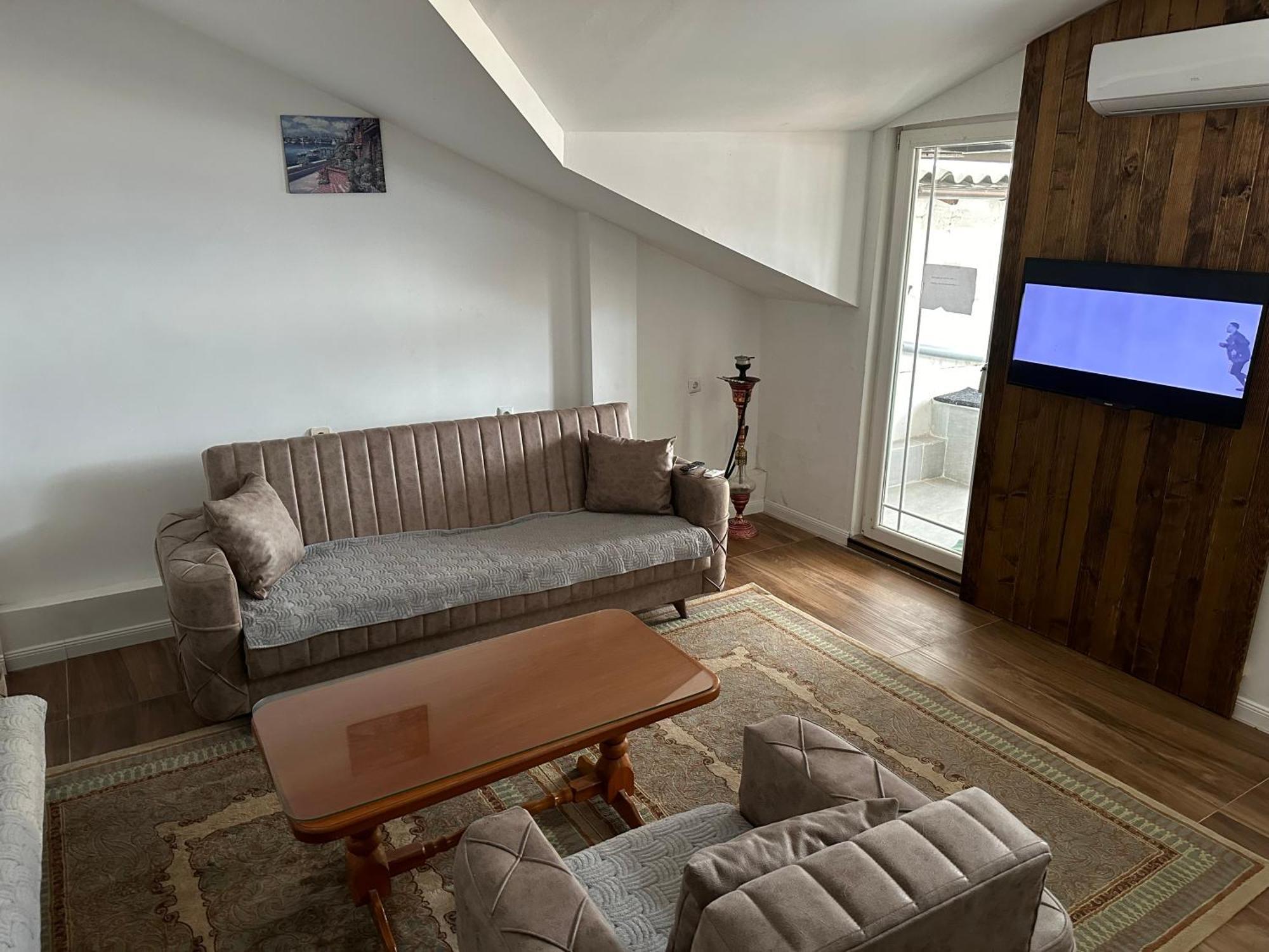 Sa Apartment Gjilan Eksteriør billede